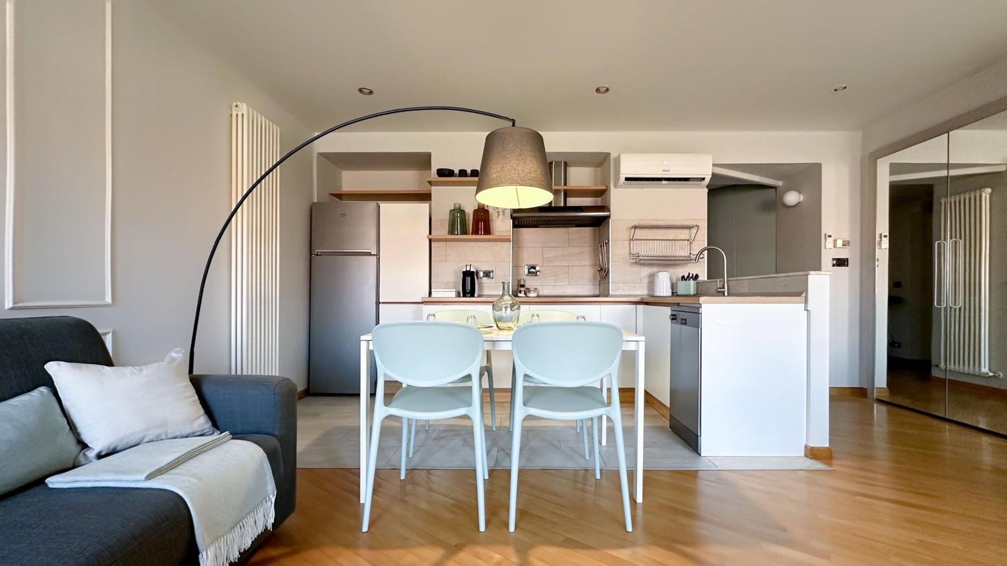 Victory House - Centre Apartment *